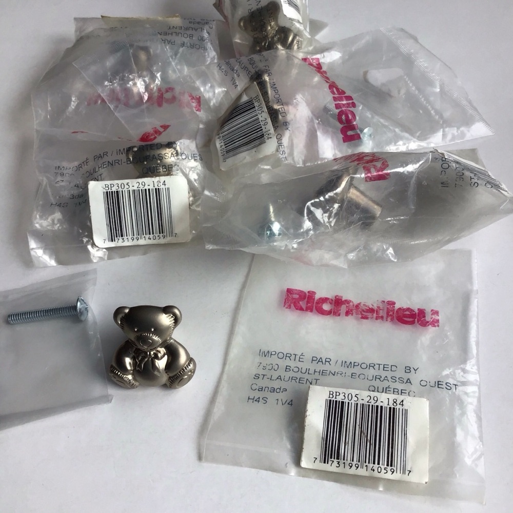 6 Richelieu Teddy Bear Knob Pulls Dresser Drawer Baby Matte Nickel Finish - Picture 3 of 4